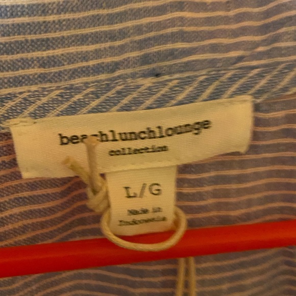 Striped Blue and White Sleeveless Top NWT - Picture 4 of 5